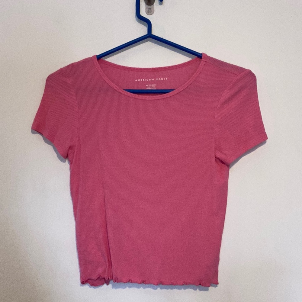 American Eagle Baby Tee with Ribbed Bottom